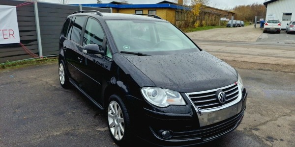 VW Touran 1,4 TSi 140 Trendline 7prs 5d